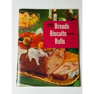 Vintage 1975 250 Breads Biscuits and Rolls Culinary Arts Institute Cookbook